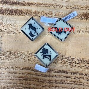 Glow In The Dark JIBBITZ Farm Animal Shoe Crocs Charms (NWT) READ